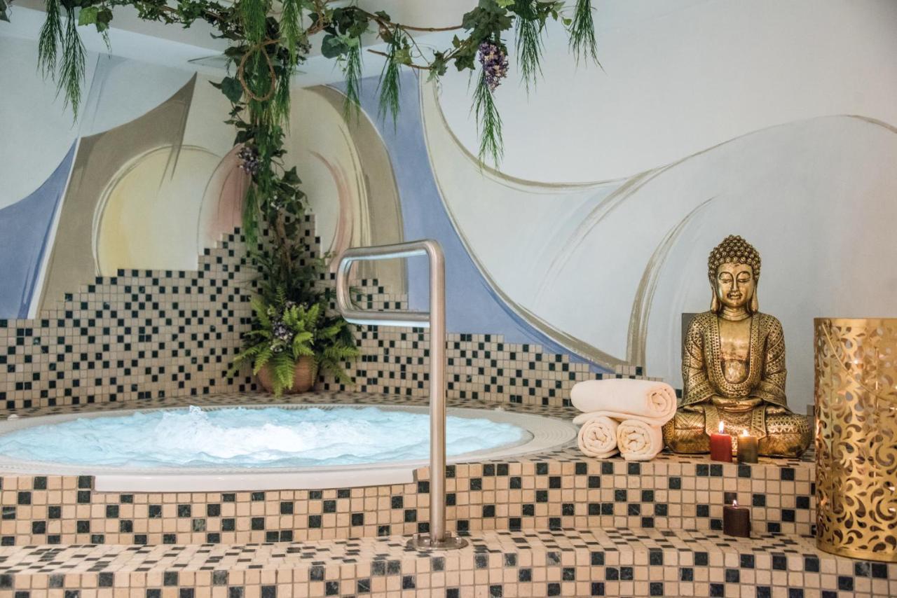 Apparthotel Feldhof - Living And Bistro Nova Ponente Zewnętrze zdjęcie